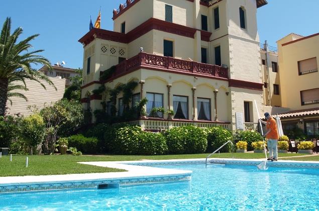 Hotel Hostal Del Sol Sant Feliu de Guíxols Kültér fotó