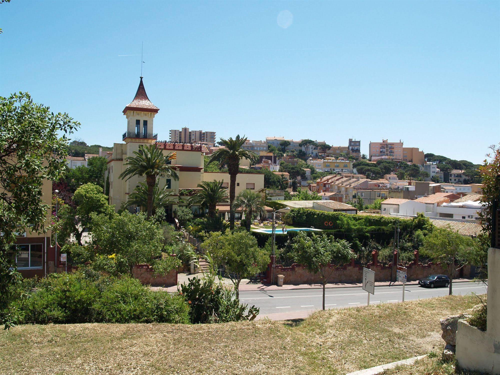 Hotel Hostal Del Sol Sant Feliu de Guíxols Kültér fotó